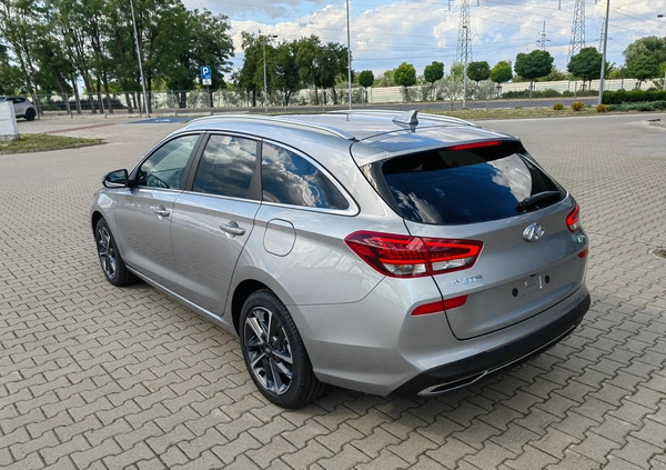 Hyundai I30 cena 119900 przebieg: 10, rok produkcji 2023 z Radlin małe 326